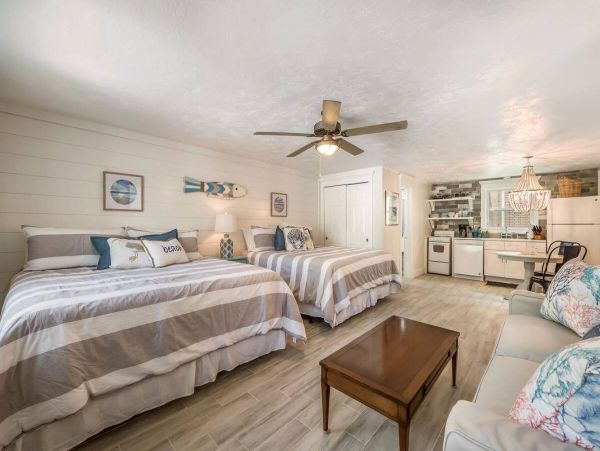 Short Walk to Beach - Holmes Beach Vacation Condo Studio