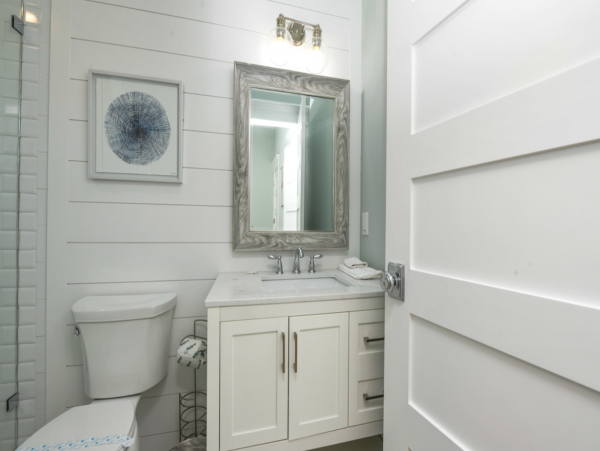 Holmes Beach Two Bedroom Vacation Condo
