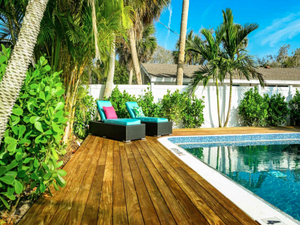 Holmes Beach Two Bedroom Vacation Condo