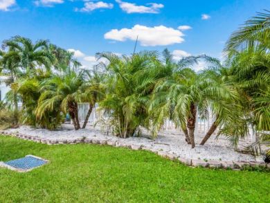 Upscale Studio Condo with Pool