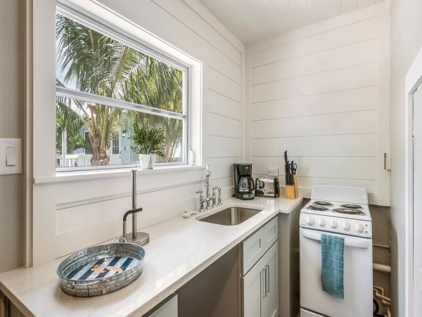 Lovely Condo in the Heart of Anna Maria Island!