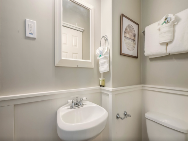 Lovely Condo in the Heart of Anna Maria Island!