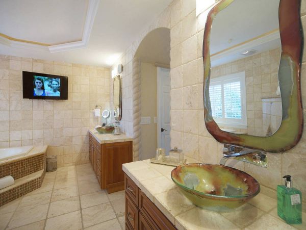 Cape Coral Luxury Vacation Rental Pool Home Six Bedrooms