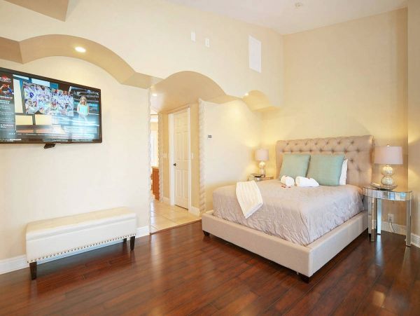 Cape Coral Luxury Vacation Rental Pool Home Six Bedrooms