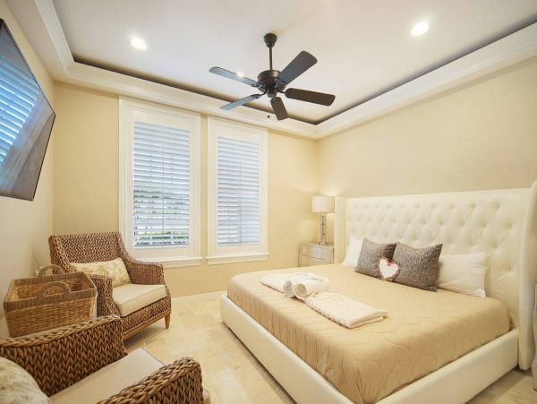 Cape Coral Luxury Vacation Rental Pool Home Six Bedrooms