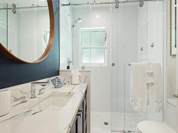 Holmes Beach Luxury Vacation Pool Home Near Beach & Fun