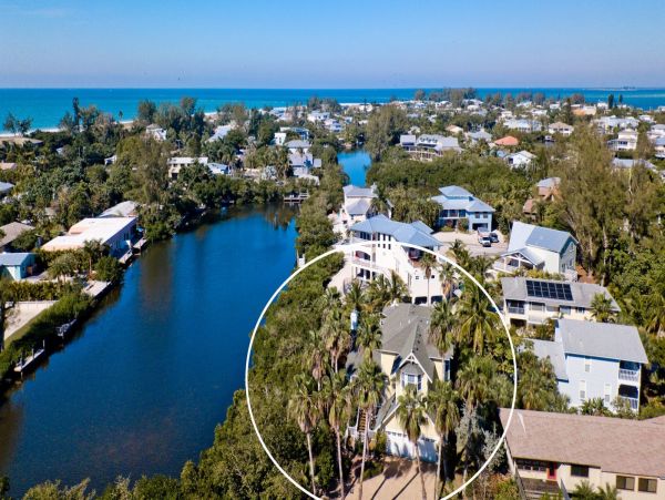 Anna Maria Island Exceptional Pool Home For Rent Weekly