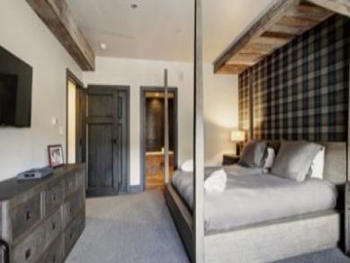 Bachelor Gulch Ski in Ski Out 4 Bedroom Home