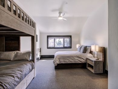 Bachelor Gulch Ski in Ski Out 4 Bedroom Home