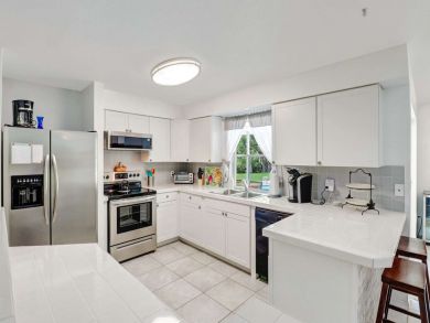 Fort Myers Vacation Home Sleeps Eight Guests