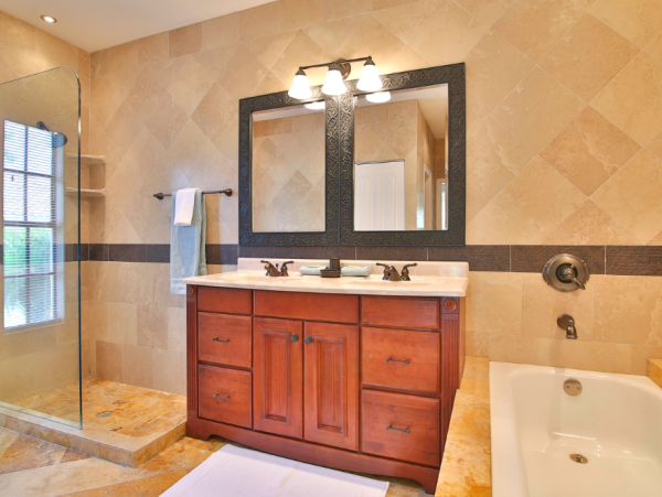 Anna Maria Island Charming 3-Bedroom Retreat with Private Pool