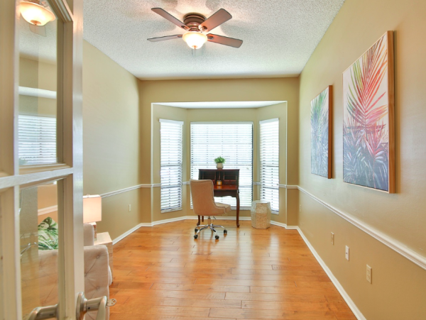 Anna Maria Island Charming 3-Bedroom Retreat with Private Pool