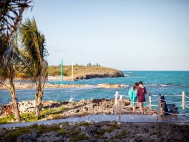 Luxury Turks and Caicos Vacation Rental Sleeps Twelve Guests