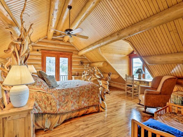 Luxury Vacation Rental – Vail Valley Mountain Lodge with Hot Tub