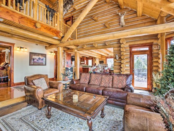 Luxury Vacation Rental – Vail Valley Mountain Lodge with Hot Tub