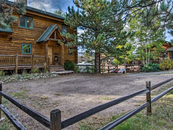 2500 Sq Ft Log Cabin