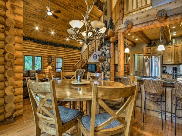 2500 Sq Ft Log Cabin