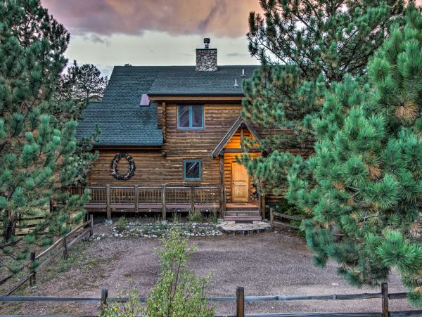 2500 Sq Ft Log Cabin