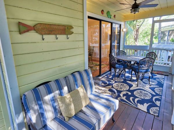 Charming Vacation Rental Home on Captiva Walk To Beach
