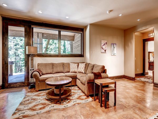 Gorgeous Breckenridge Vacation Home Sleeps Sixteen Guests