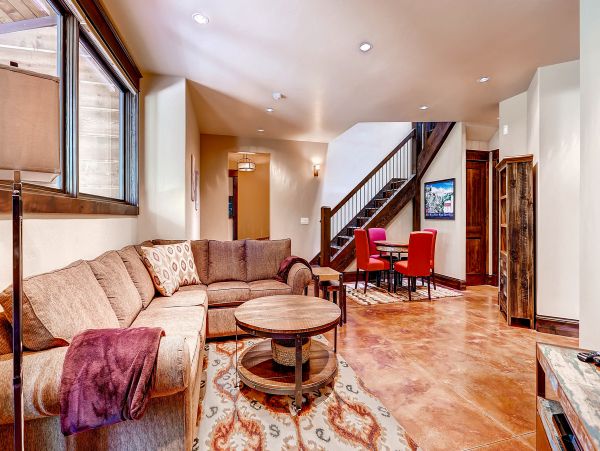 Gorgeous Breckenridge Vacation Home Sleeps Sixteen Guests