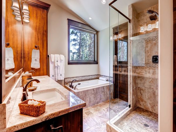 Gorgeous Breckenridge Vacation Home Sleeps Sixteen Guests