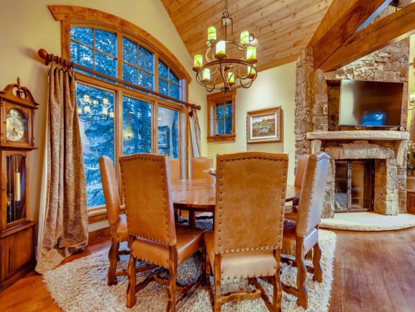 Breckenridge Ski-in Ski-out Six Bedroom Vacation Home