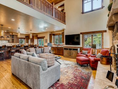 Walk to Lift 7 Bedroom Home in Breckenridge