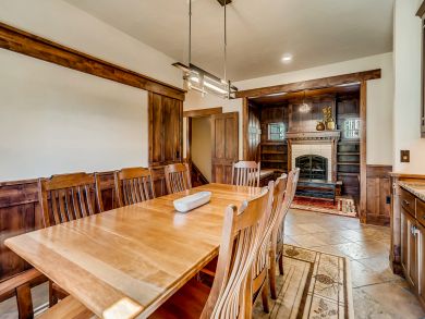 Walk to Lift 7 Bedroom Home in Breckenridge