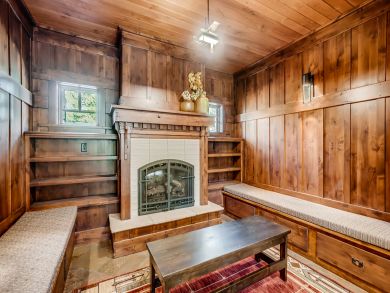 Walk to Lift 7 Bedroom Home in Breckenridge