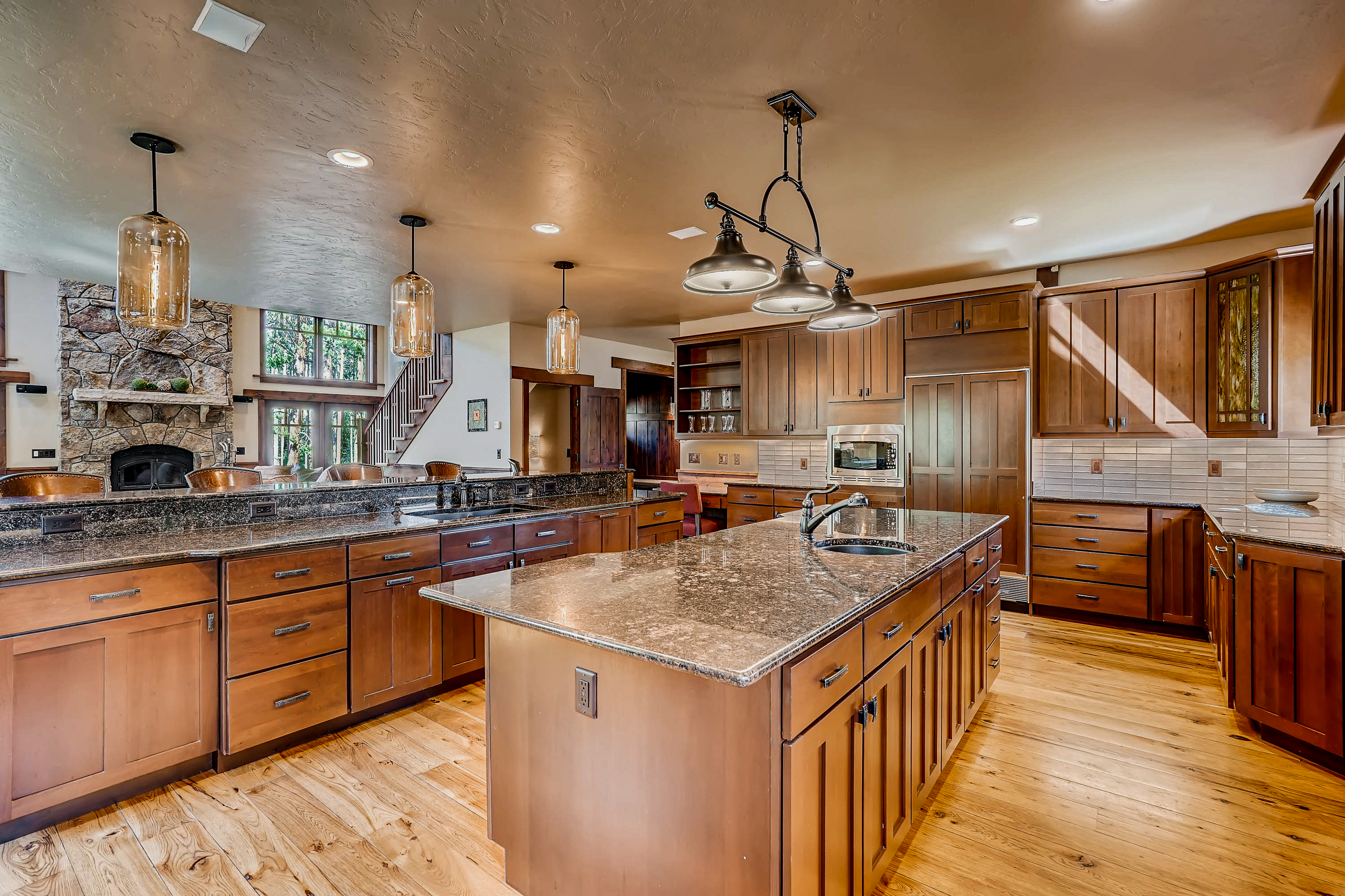 Walk to Lift 7 Bedroom Home in Breckenridge