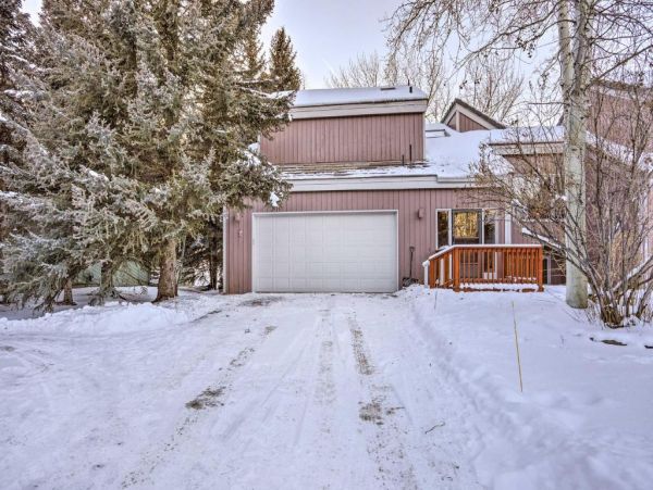 Charming Avon Vacation Rental Near Skiing and Hiking