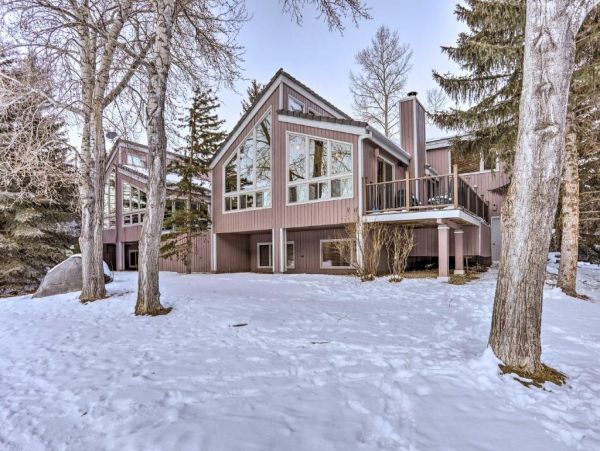 Charming Avon Vacation Rental Near Skiing and Hiking