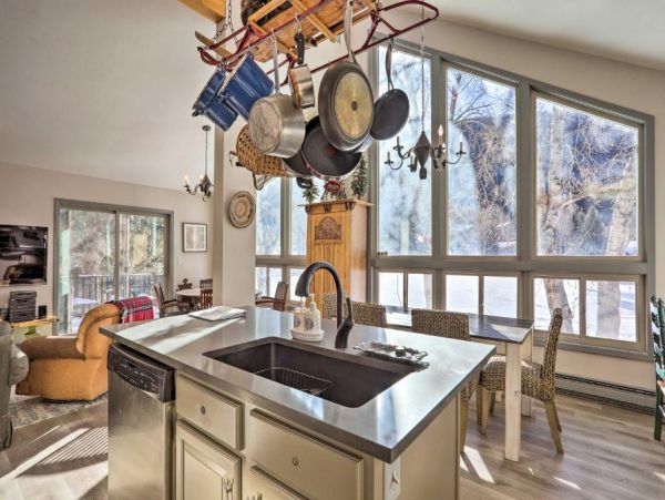Charming Avon Vacation Rental Near Skiing and Hiking