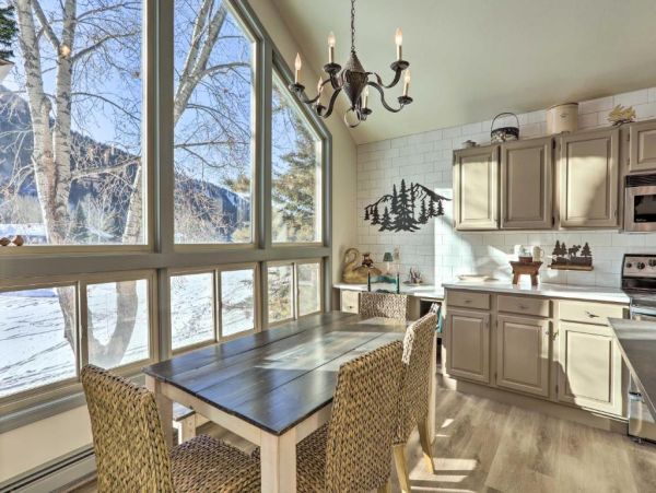 Charming Avon Vacation Rental Near Skiing and Hiking