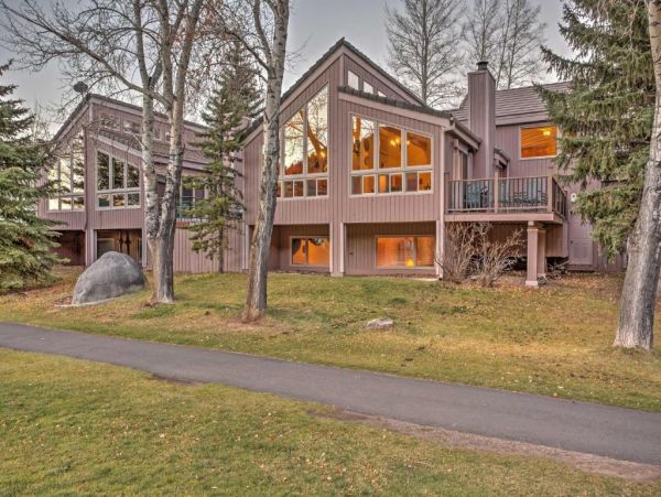 Charming Avon Vacation Rental Near Skiing and Hiking
