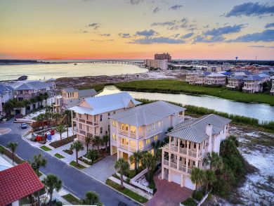 Destin Luxury Six Bedroom Vacation Home Partial Gulf Views