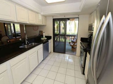 Charming Vacation Rental on Captiva island. Call Today.
