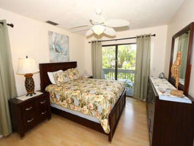 Charming Vacation Rental on Captiva island. Call Today.
