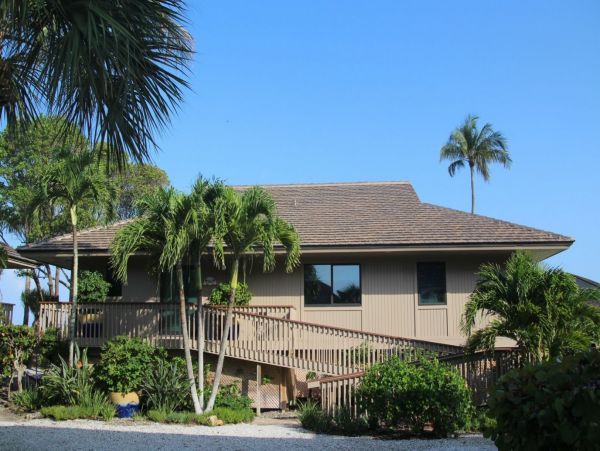 Captiva Island Vacation Rental Sleeps Eight Guests