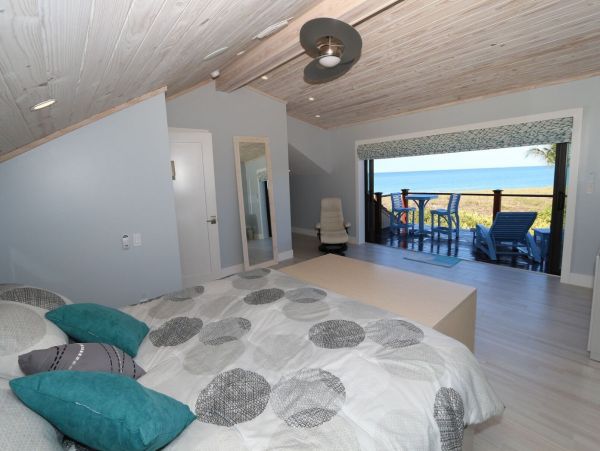 Captiva Island Vacation Rental Sleeps Eight Guests