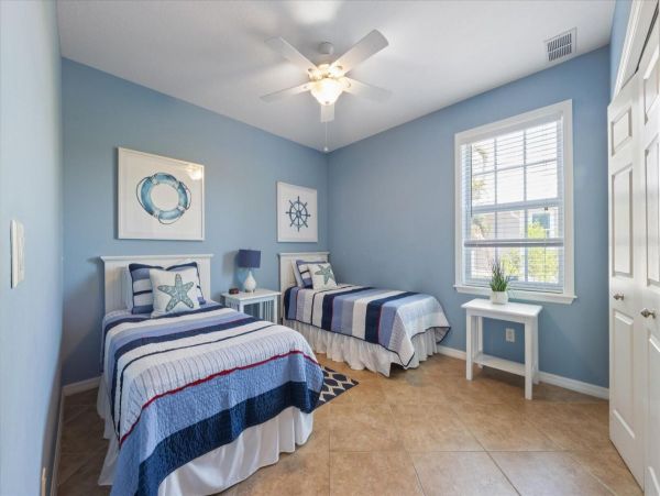 Three Bedroom Pool Home in Holmes Beach Short Walk to Beach