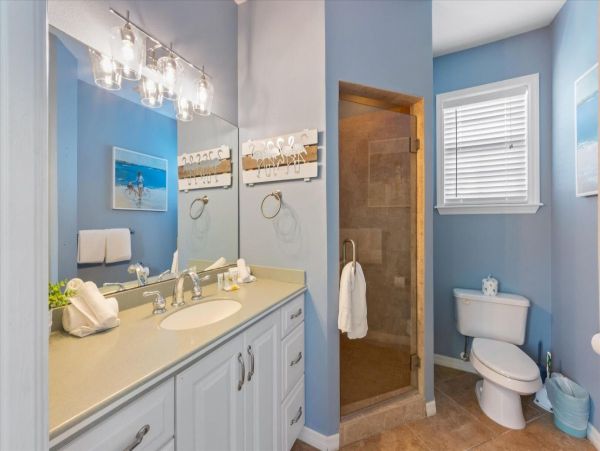 Three Bedroom Pool Home in Holmes Beach Short Walk to Beach