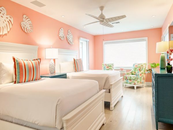 Captiva Luxury Vacation Rental Sleeps Ten Guests