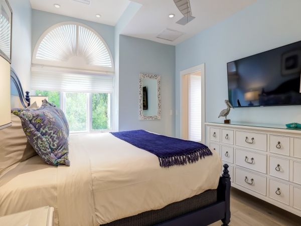 Captiva Luxury Vacation Rental Sleeps Ten Guests