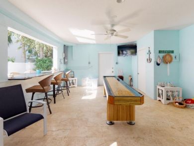 Beautifully Decorated 3 Bedroom Home in Anna Maria