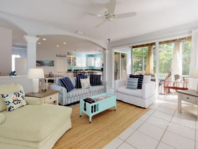 Beautifully Decorated 3 Bedroom Home in Anna Maria