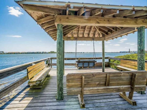Great Beach to Bay Complex 2 min Walk to Beach Den