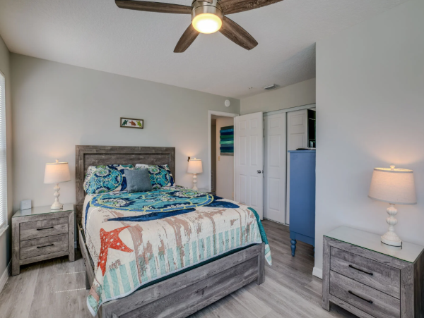 Holmes Beach Two Bedrooms Vacation Condo