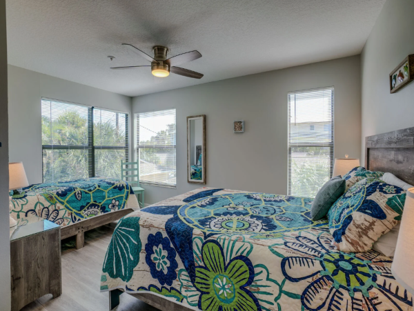 Holmes Beach Two Bedrooms Vacation Condo